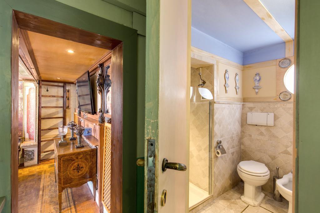Campo De Fiori Baroque Apartment *