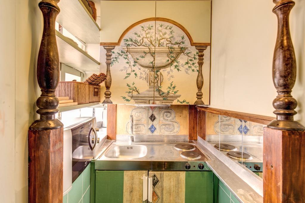 Campo De Fiori Baroque Apartment